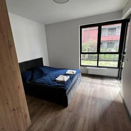 111 Garden Shipyard Near Oldtown Apartament *