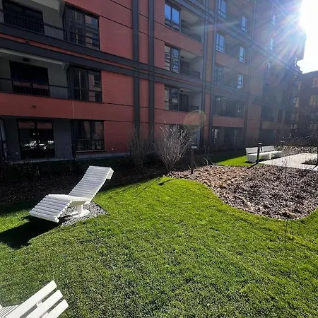 111 Garden Shipyard Near Oldtown