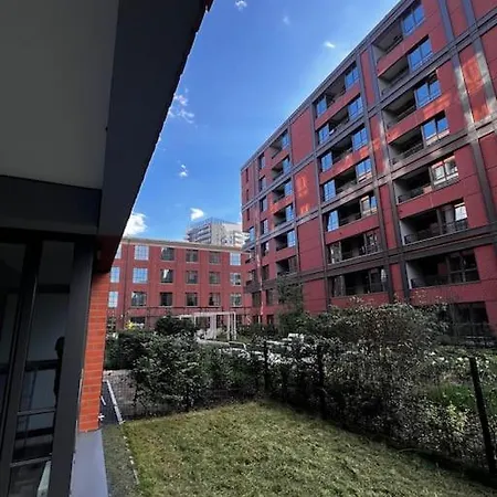 111 Garden Shipyard Near Oldtown 格但斯克